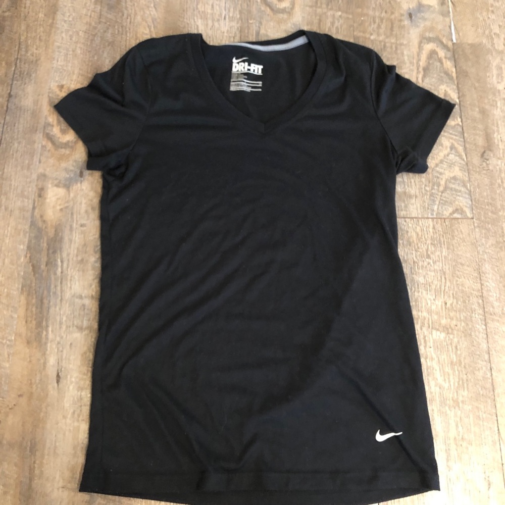 NIKE TOP✨